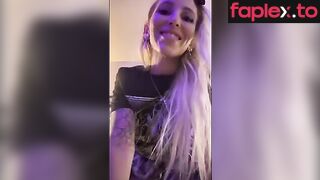 Pathetic Chair Loser – SORCERESS BEBE