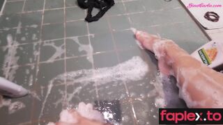 Gina Carla / Ginacarlatv Long And Pov Masturbation Wash My Pussy