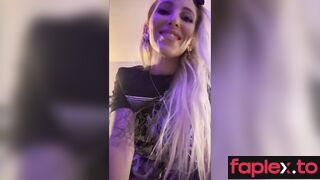 Sorceressbebe - Pathetic Chair Loser