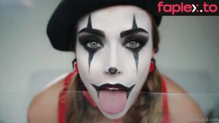 ﻿Let A Mime Seduce You Gina Carla / Ginacarlatv